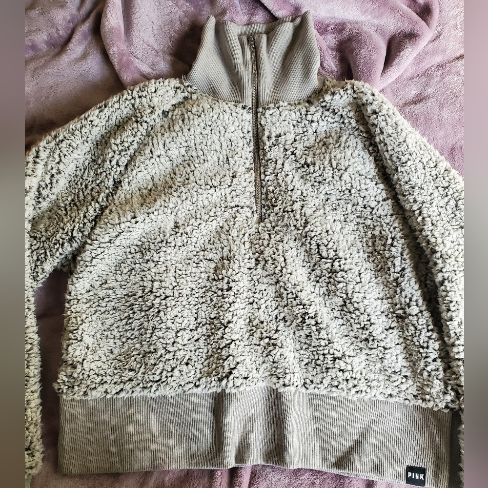 Victoria's Secret Pink sherpa